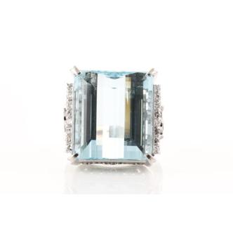 21.91ct Aquamarine and Diamond Ring