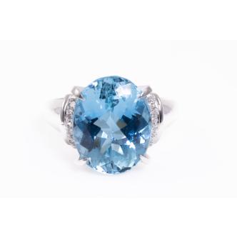 7.32ct Aquamrine and Diamond Ring