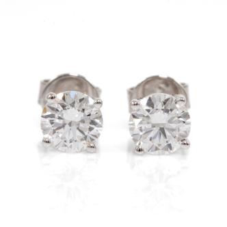 1.05ct Diamond studs GIA D VVS2