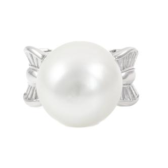 18.8mm South Sea Pearl and Diamond Ring
