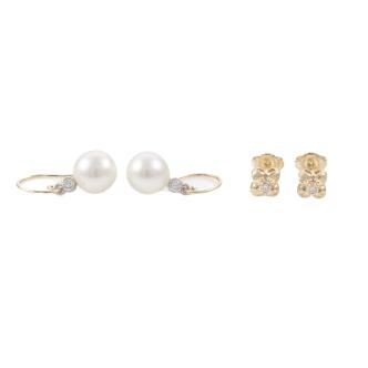 Set of Two Earrings